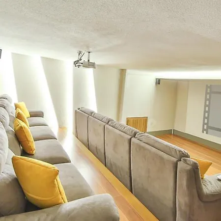 Sleeps 10 With Pool Air Con And Wifi * Калкан