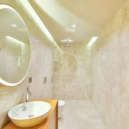 Вилла Sleeps 10 With Pool Air Con And Wifi