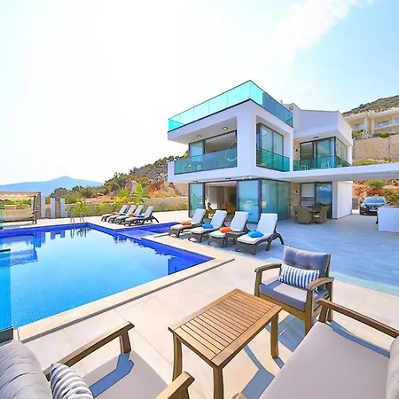 Sleeps 10 With Pool Air Con And Wifi Калкан