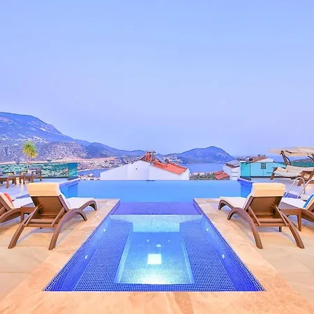 Sleeps 10 With Pool Air Con And Wifi Вилла *